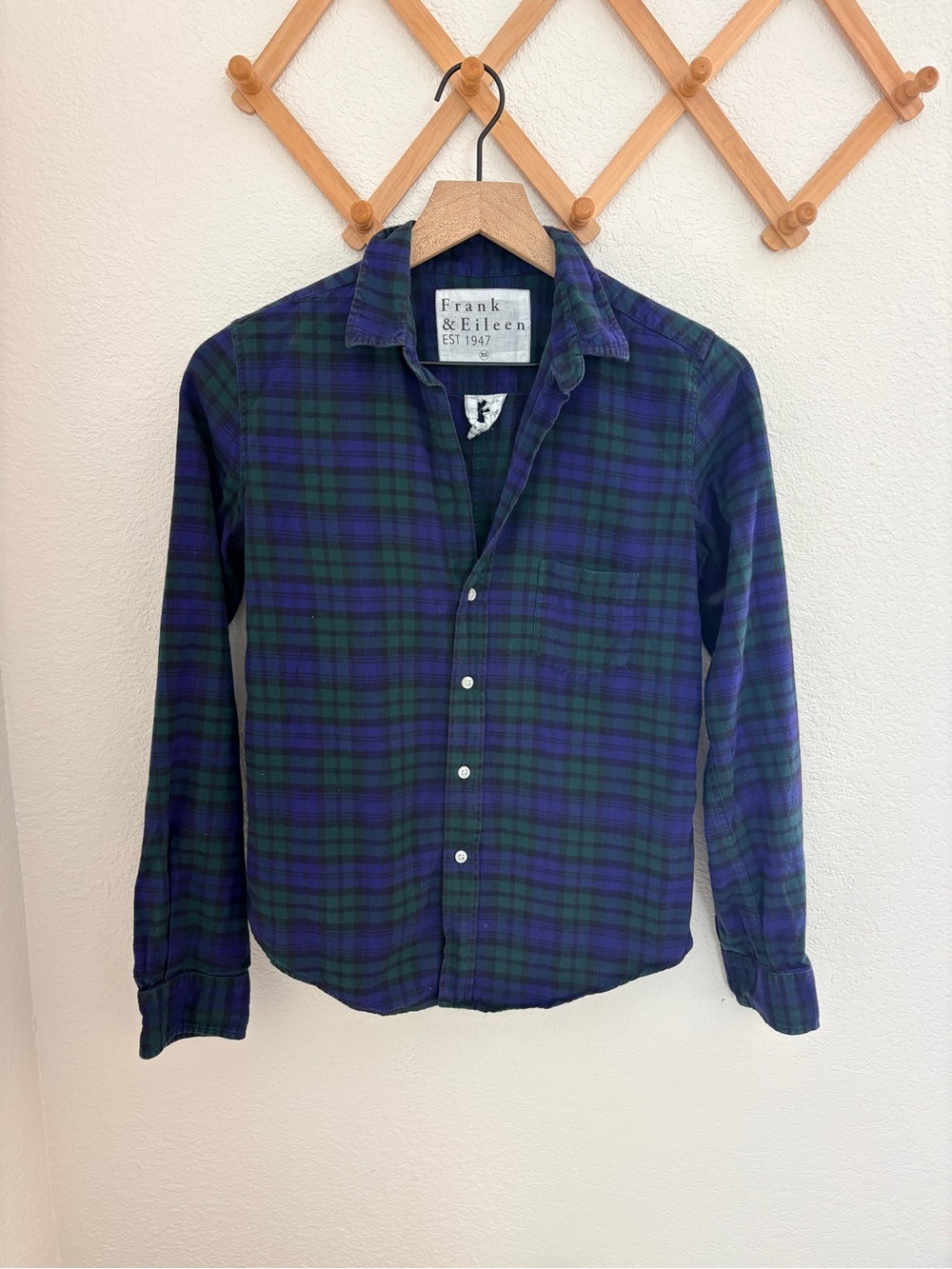 Frank & Eileen Barry Green & Blue Plaid Button-Up Shirt